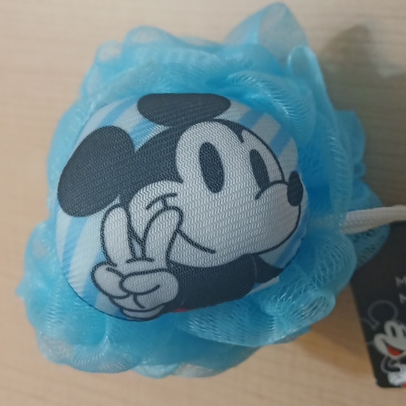 $5 Mickey Mouse Shower Bath Pouf Wash Cloth Sponge - Picture 2 of 5